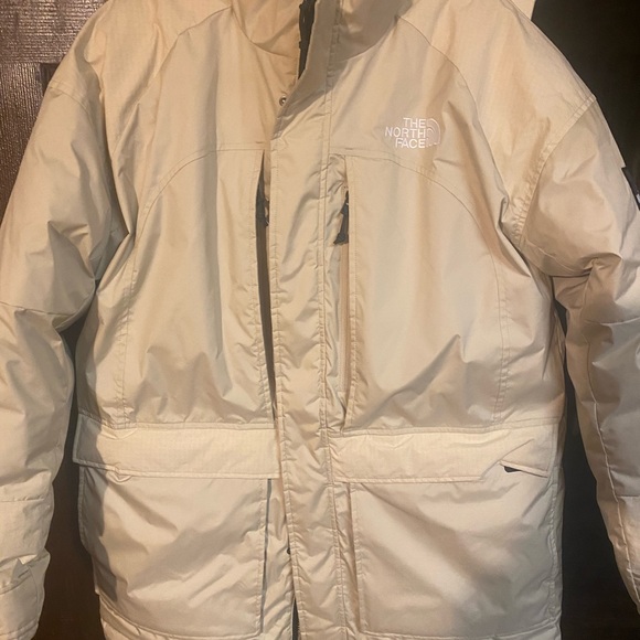North Face unisex coat - Picture 10 of 10